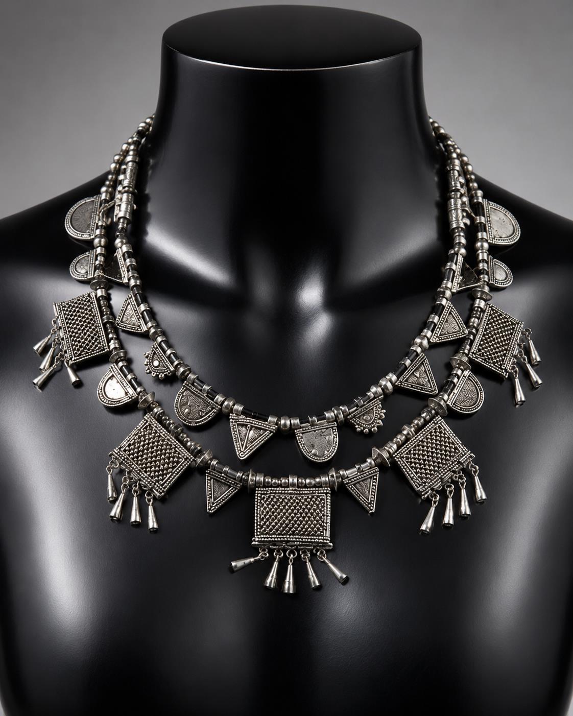 Heritage Adornment No. 32